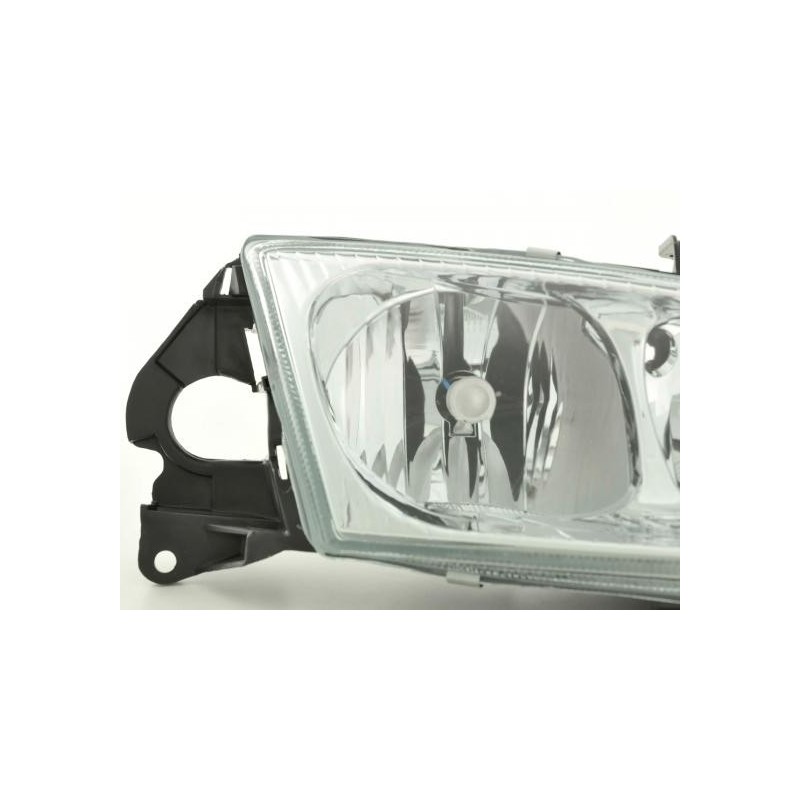 Recambio faro derecho Nissan Almera...