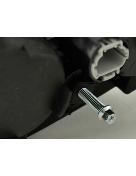 Recambio faro derecho Nissan Almera (tipo N16) 00-02