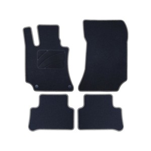 ALFOMBRA A MEDIDA MERCEDES...