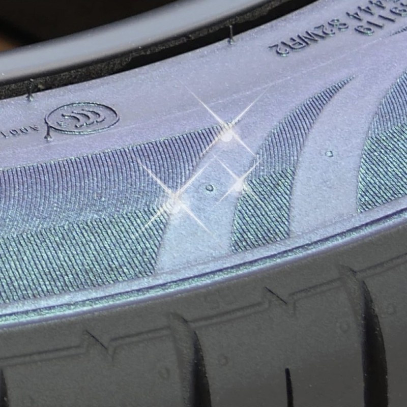 SPRAY PARA NEUMATICOS VERDE BRILLANTE...