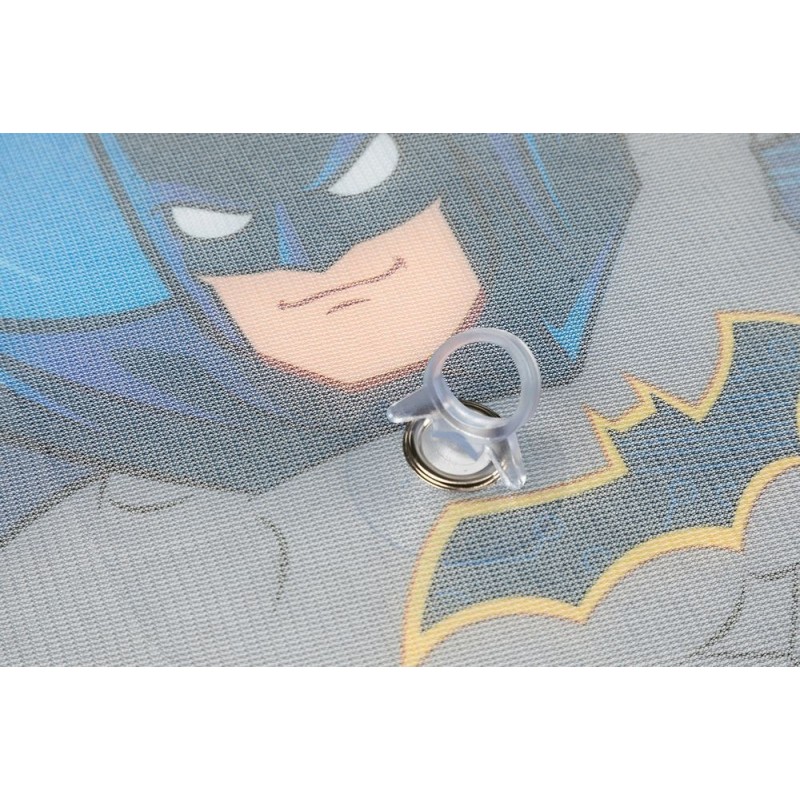 PAR PERSIANAS LATERALES BATMAN...