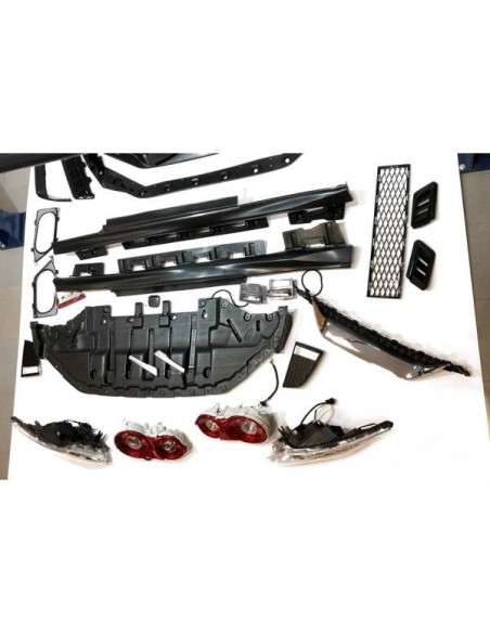 Kit Carrocería Mercedes W117 13-16 4P / SW LCI Look AMG A45 Parrilla