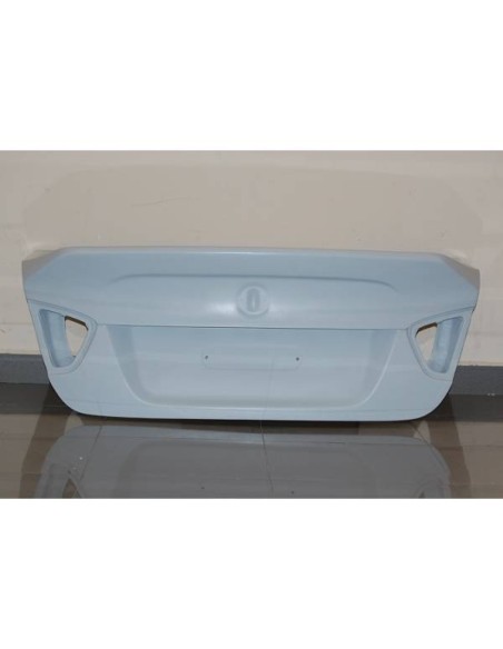 Portón BMW E90 CSL 2005-2008 Mod.II