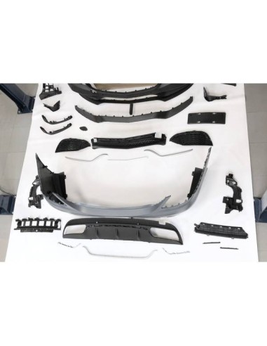 Kit De Carrocería Mercedes W205 2014-2018 4P Look C63