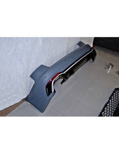Paragolpes Trasero Audi A4 B9 2016 4 puertas Look RS4